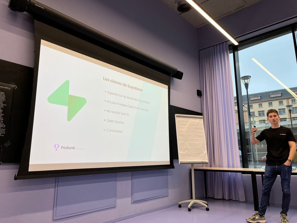 Presentación sobre Supabase en meet-up